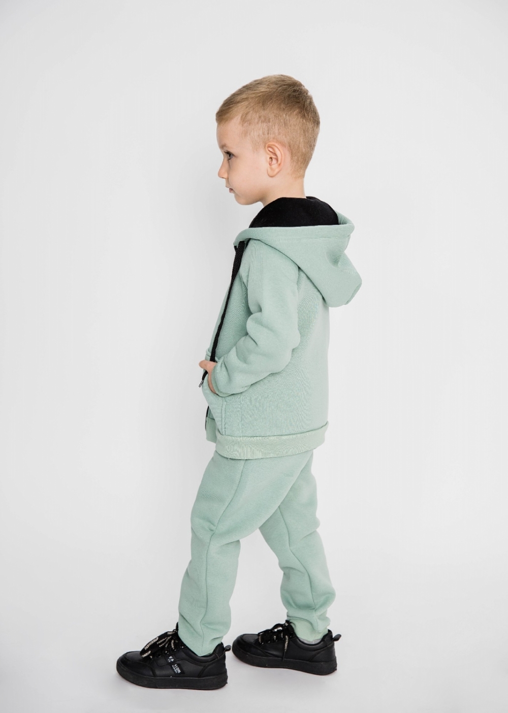 319-ОЛ. Костюм детский  на молнии, олива, хлопок 65%, 35% ПЭ, 3-х нитка (начес) 80,86,92